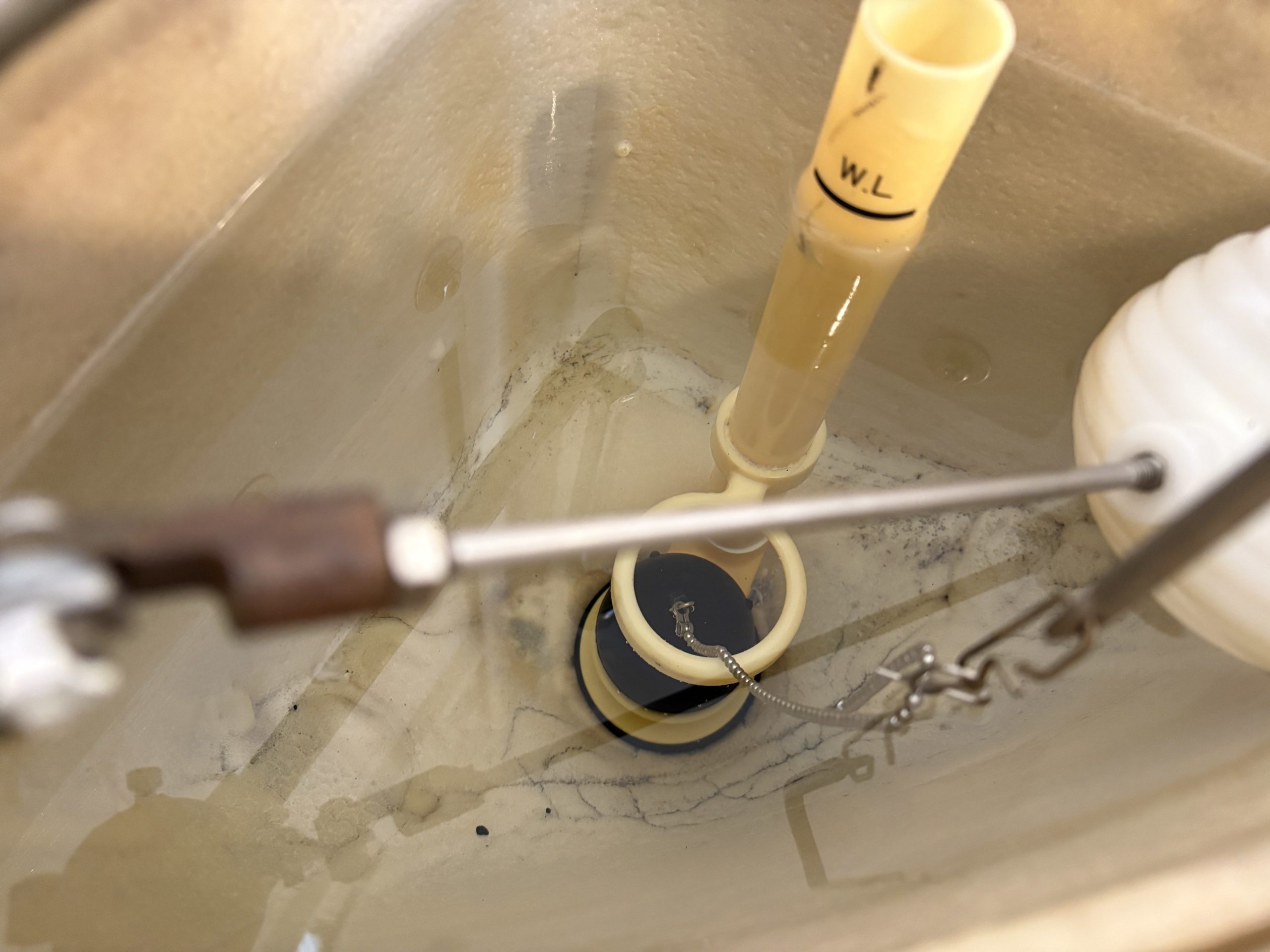 トイレタンクの修理